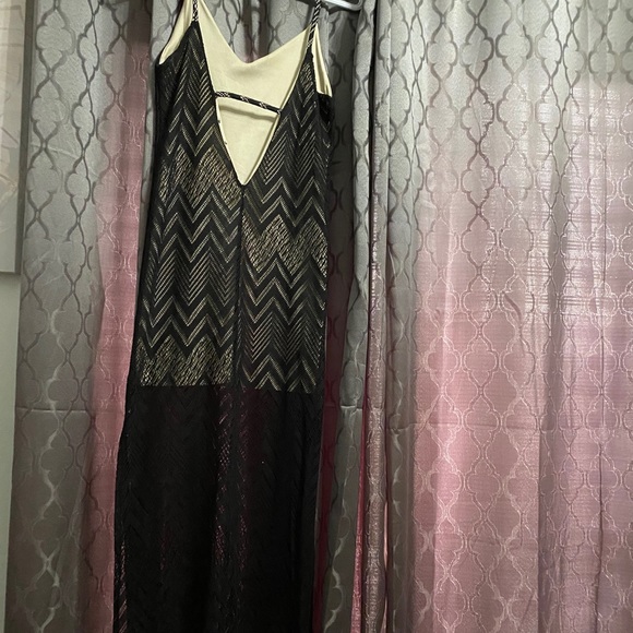 Yaya&co. Lace overlay maxi dress 🖤🕸 - Picture 3 of 3